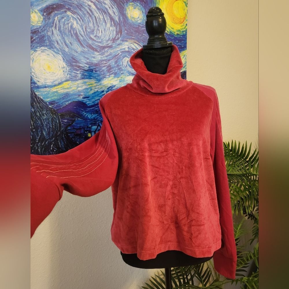 Vintage VELOUR ADDIDAS CROP SWEATSHIRT